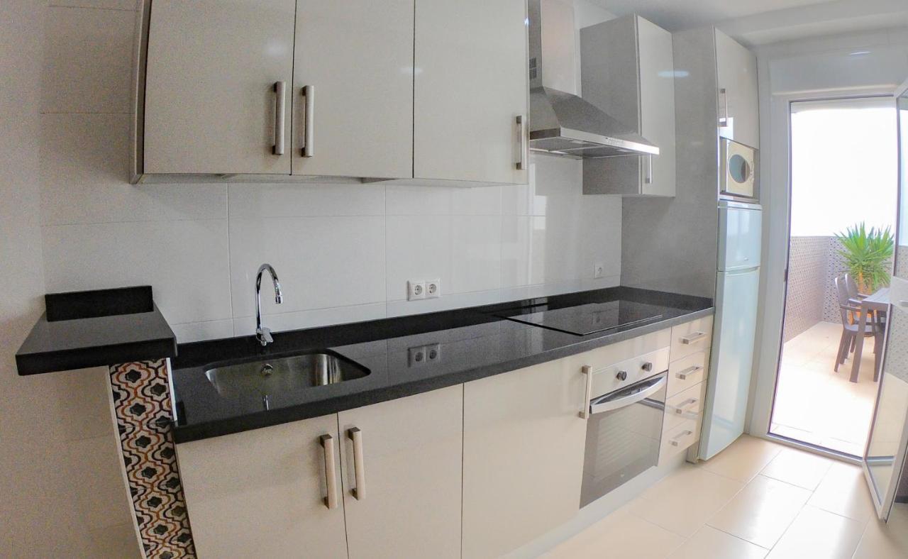 Noria Is A Comfortable Apartment With Patio And Large Terrace In Conil Conil De La Frontera Exterior photo